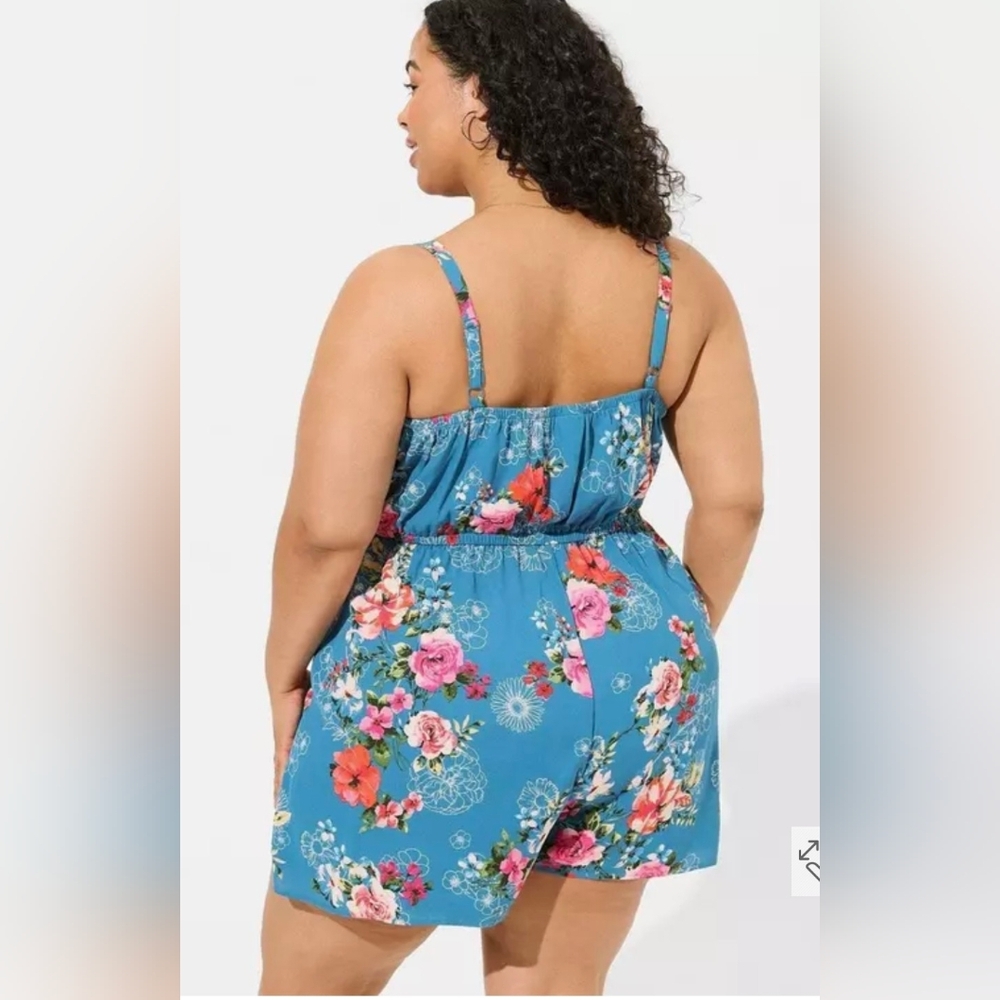 NWT Floral Romper Dress 1X - Picture 2 of 7